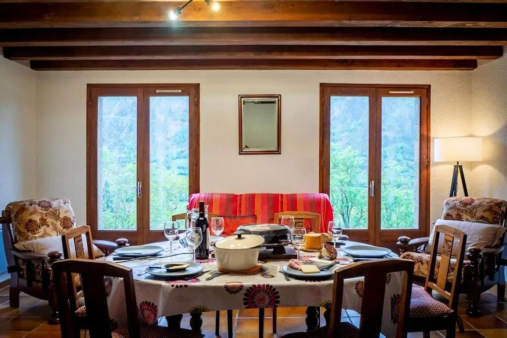 Maison Avec Vue Sur La Montagne Les Circaetes Bourisp Ferienhaus